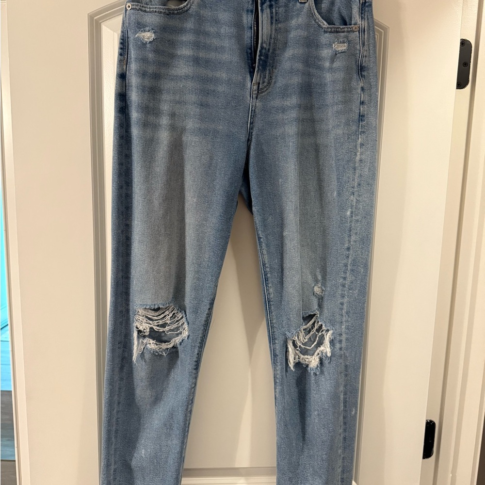American Eagle Outfitters Blue Boyfriend Jeans Distressed